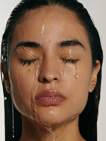 Kuru Cilt Nasıl Nemlendirilir? Kuru Cilt İçin Etkili Bakım Önerileri 30 kapak 40