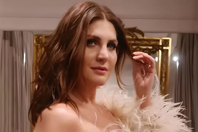 Sibel Can, Kürkünü Giyip Londra’da Metroya Bindi! 24 kapak 92