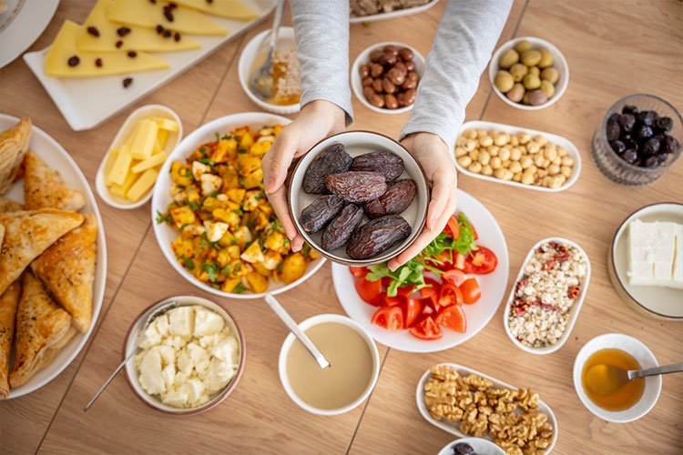 Ramazan'da Sağlıklı Beslenme: Bilimsel Gerçekler ve Pratik Öneriler 28 13