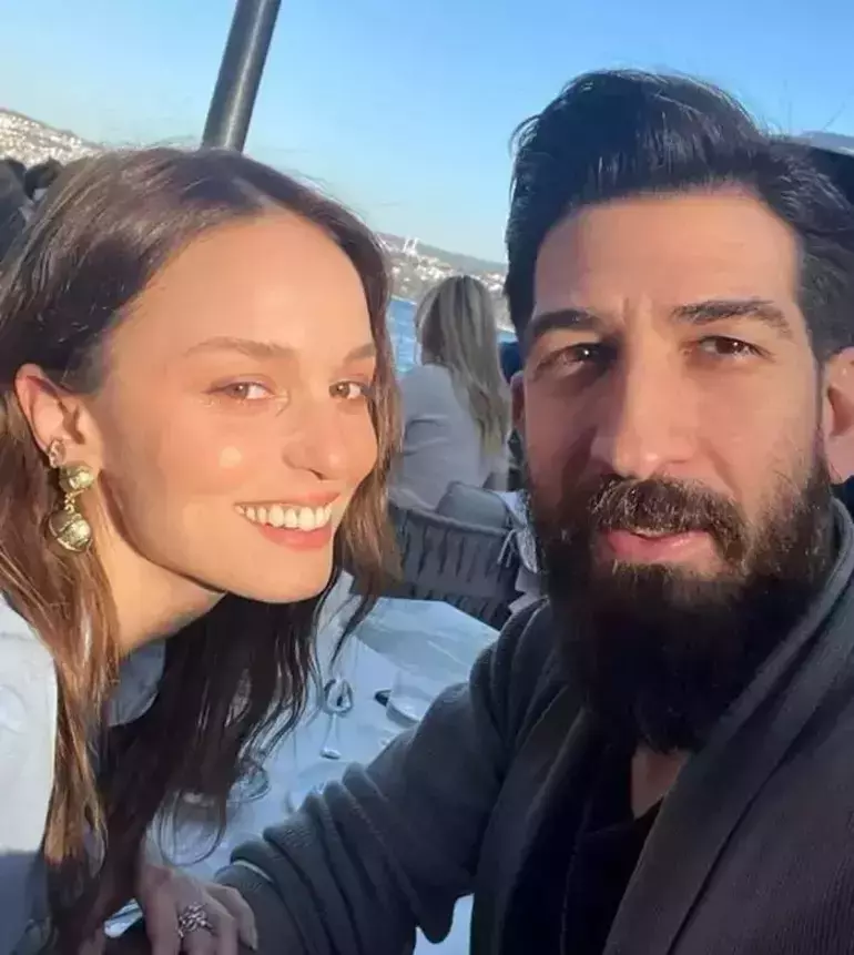 Nilperi Şahinkaya'dan İmaj Değişikliği: Sosyal Medyada Beğeni Yağmuru 22 67c84a4ebf3370c9f6248a6f