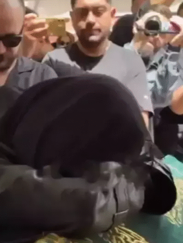 Simge Sağın'ın En Acı Günü: Ablası Nilay Sağın'ı Gözyaşlarıyla Son Yolculuğuna Uğurladı 30 Simge