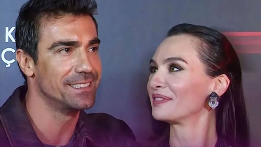 Birce Akalay'dan Olay Hamle! Eski Dostlarına Şarkılı Gönderme! Listeden Sildiği İsimler Kimler? 20 Birce Akalay, yakın dostları İbrahim Çelikkol ve eşi Natali Yarcan başta olmak üzere birçok arkadaşını tek kalemde sildi.