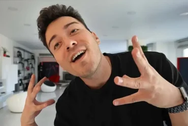 Enes Batura Tarikat İddiaları: Günlerdir Ulaşılamıyor, Magazin Dünyası Çalkalanıyor! 35 enes batur