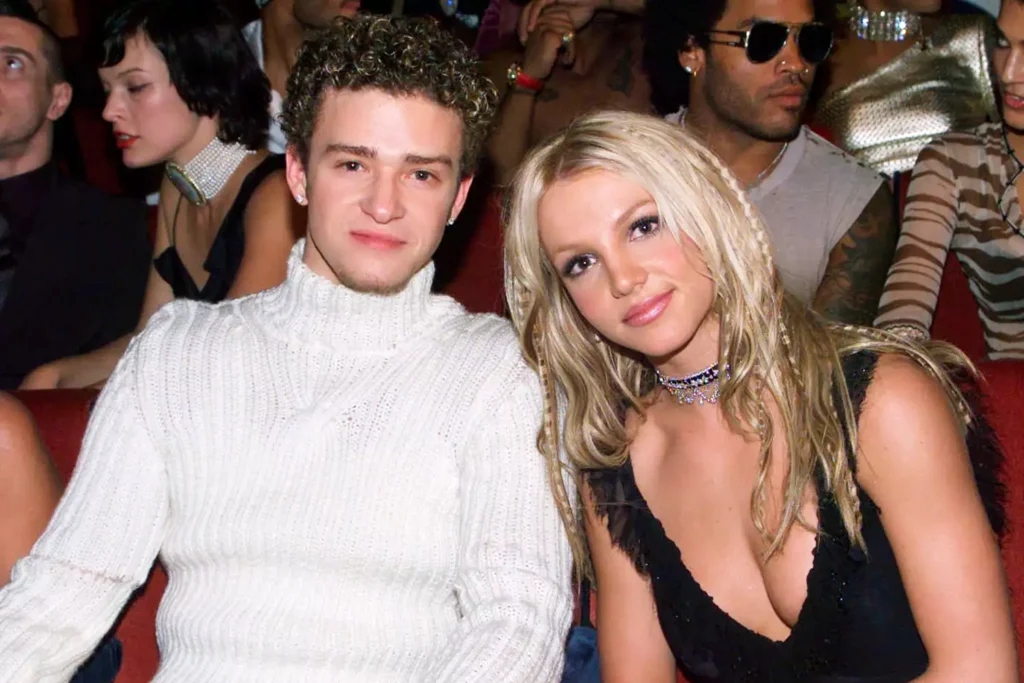 Britney Spears Instagram Hesabını Kapatıyor: Son Paylaşımlar Endişe Uyandırdı 20 Britney Spears eski sevgilisi Justin Timberlake ile uzun süren ilişkisini 2002'de sonlandırmış 2 yıl sonra da Kevin Federline ile evlenmişti.