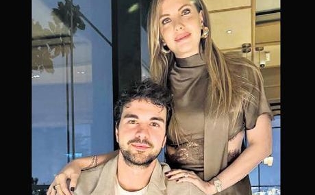 Eda-Ece-Esi-Bugrahan-Tuncer8217in-Dogum-Gununu-Kutladi-featured