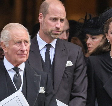 Kral-Charles-ve-Prens-William-Arasinda-Buyuk-Kriz-Andrew-Kavgasi-featured