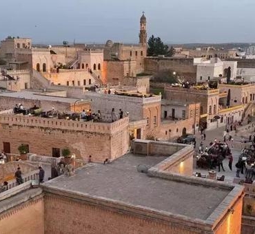 Mardinde-‘Uzak-Sehir-Ruzgari-Bayramda-Sehir-Dolup-Tasti-featured