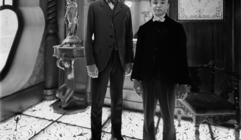 Yorgos-Lanthimosun-Fotograf-Dunyasi-Atinadaki-Sergide-featured