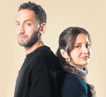 ‘Esim-konusurken-ben-sadece-dinliyorum-featured