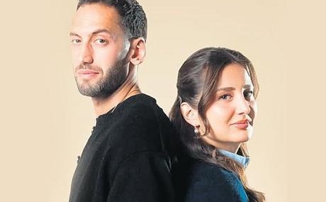 ‘Esim-konusurken-ben-sadece-dinliyorum-featured