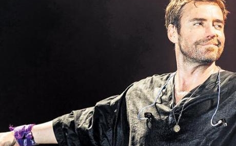 30-konserlik-yaz-maratonuyla-sahnelere-donuyor-featured