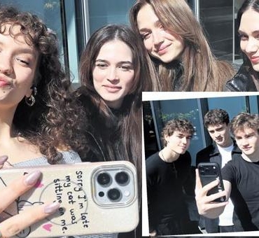 8216Daha-On-Yedi8217-ekibinden-eglenceli-selfie-kareleri-featured