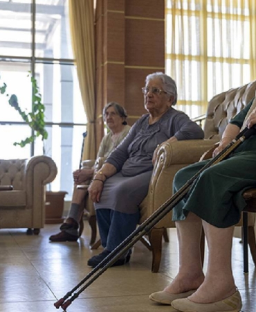 Alzheimer-Bakiminda-Yapay-Zeka-Hayati-Surdurulebilir-Kilan-Guc-featured