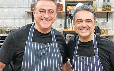 Ardanin-mutfaginda-kahkaha-dolu-anlar-featured