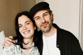 Asli-Bekiroglu8217na-Moral-Ziyareti-Arkadaslari-Yaninda-featured