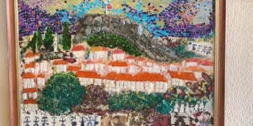 Atiklar-Tabloya-Donusuyor-Ozer-Koc8217un-Cevreci-Sanati-featured