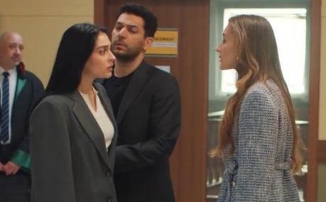 Berrak8217in-8216Kader8217i-Zeynep8217in-elinde-8216Seni-polise-ihbar-edecegim8217-featured