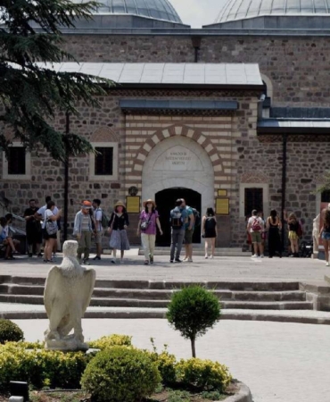 Cocuklar-Icin-Sanat-ve-Kultur-Dolu-Bir-Etkinlik-Rehberi-featured