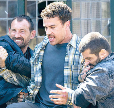 Funye-Filmi-8-Mayista-Vizyonda-Basrolde-Theo-James-Var-featured