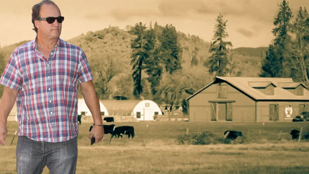 Jim-Belushinin-Ciftlik-Hayati-50-Buzagi-Pesimden-Ayrilmiyor-featured