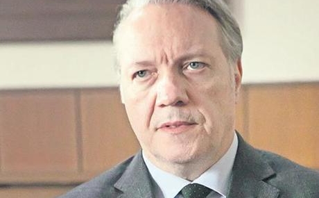 Murat-Serezliye-yonelik-ovguler-dinmek-bilmiyor-featured