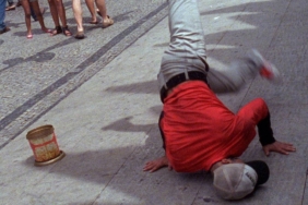 Pera-Film8217den-Ucretsiz-8220Baktigin-Toprak8221-Sinema-Programi-featured