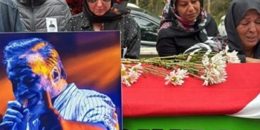 Riza-Tamer-Sisman8217a-duygusal-bir-veda-Gitari-ile-ugurlandi-featured