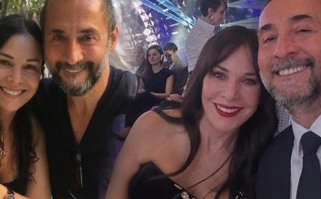 Senay-Gurler8217den-romantik-paylasim-Askimla-12-yili-devirdik-featured