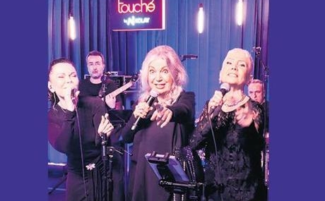 Seyyal-Taner8217e-taninmis-vokaller-eslik-etti-featured