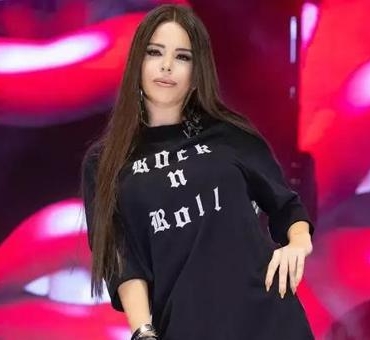 Simge-zirveye-yukselisini-surduruyor-featured