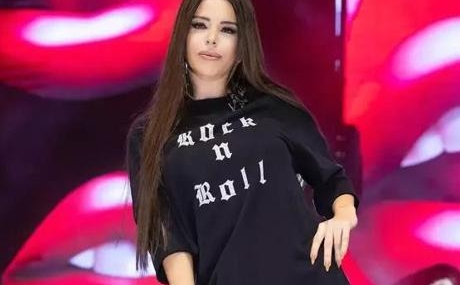 Simge-zirveye-yukselisini-surduruyor-featured