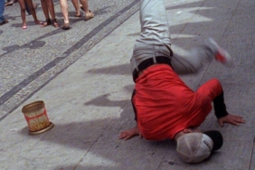 Sinemada-Ekoloji-ve-Emek-Baktigin-Toprak-Programi-Basliyor-featured