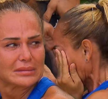 Survivor8217da-duygusal-anlar-Lina8217nin-Nagihan-Karadere8217ye-sozleri-featured