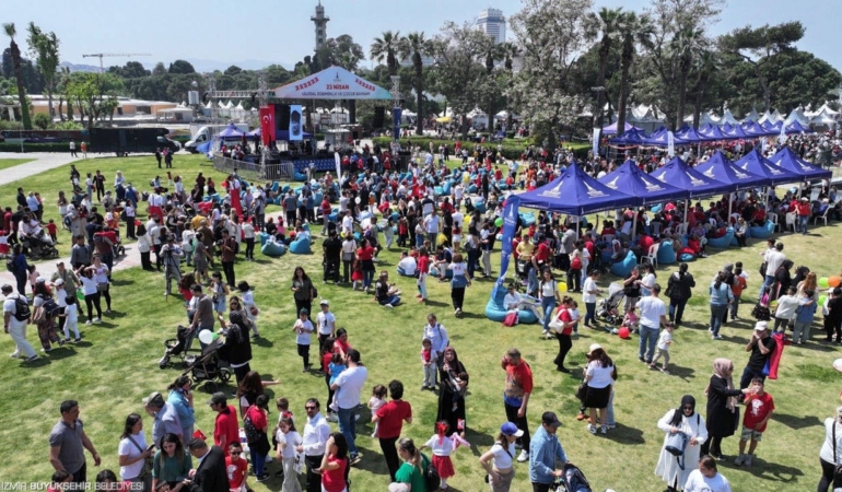 Turkiye8217de-23-Nisan-Senlikleri-Il-Il-Cocuk-Ajandasi-featured