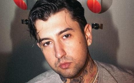 Unlu-rap-sanatcisi-Motive-sevgilisiyle-Cihangir8217de-yakalandi-featured