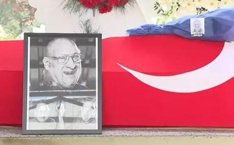 Usta-sanatci-Ferdi-Atuner8217in-cenaze-toreninde-kavga-yasandi-featured