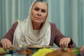 49 yaşına girdiğine kimse inanmıyor! Demet yeni yılını kutladı 2 thumbnail