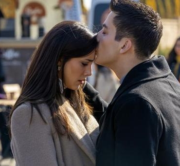 Uzak-Sehir8217de-Askin-Tanimi-Farkli-featured