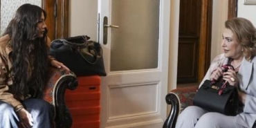 Zeynep-Eronat-Esref-Ruya8217da-Gizemli-bir-hikaye-basliyor-featured