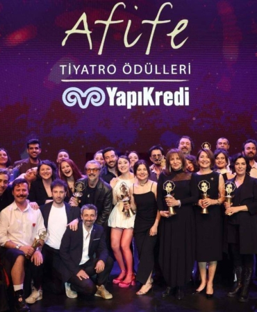 28.-Yapi-Kredi-Afife-Tiyatro-Odulleri-Sahiplerini-Buldu-featured