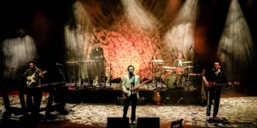 Adamlar-Grubundan-Ankara-ve-Adana8217da-Rekor-Kiran-Donus-Konserleri-featured