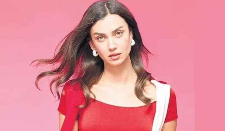 Aleyna-Solaker-Azra-Olmayi-Cok-Istedim-featured