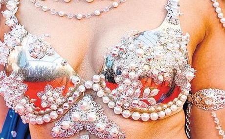 Cannes-Film-Festivali8217nden-Moda-Ikonlari-ve-Cilginliklar-featured