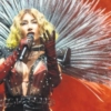 Hande-Yener-Harbiye8217de-Sezen-Aksu8217yu-Anlatti-featured