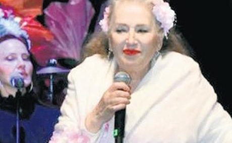 Hidirellez-Festivali8217nde-Suzan-Kardes8217in-Mutlulugu-featured