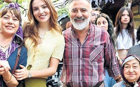 Komedi-seviyesini-artirdi-featured
