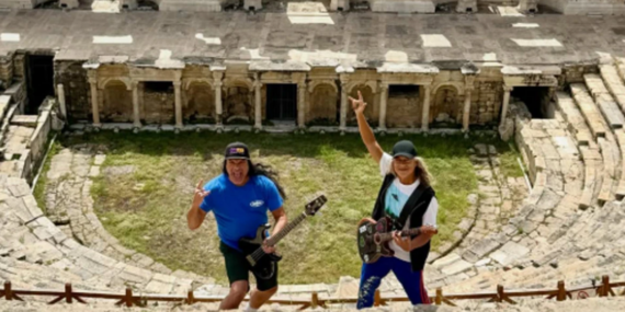 Metallica-Yildizlarindan-Turkiye-Cikarmasi-Hierapoliste-Ilham-Turu-featured