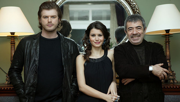 Yaz-Klasikleri-Arasinda-Yer-Alan-Ask-i-Memnu-Yeniden-Basliyor-featured