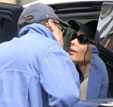 Zoe-Kravitz-ve-Harry-Styles8217tan-Cifte-Dugun-ve-Bebek-Karari-featured