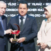 Acun-Ilicali8217ya-Kizilay8217dan-Anlamli-8216Iyilik-Elcisi8217-Odulu-featured
